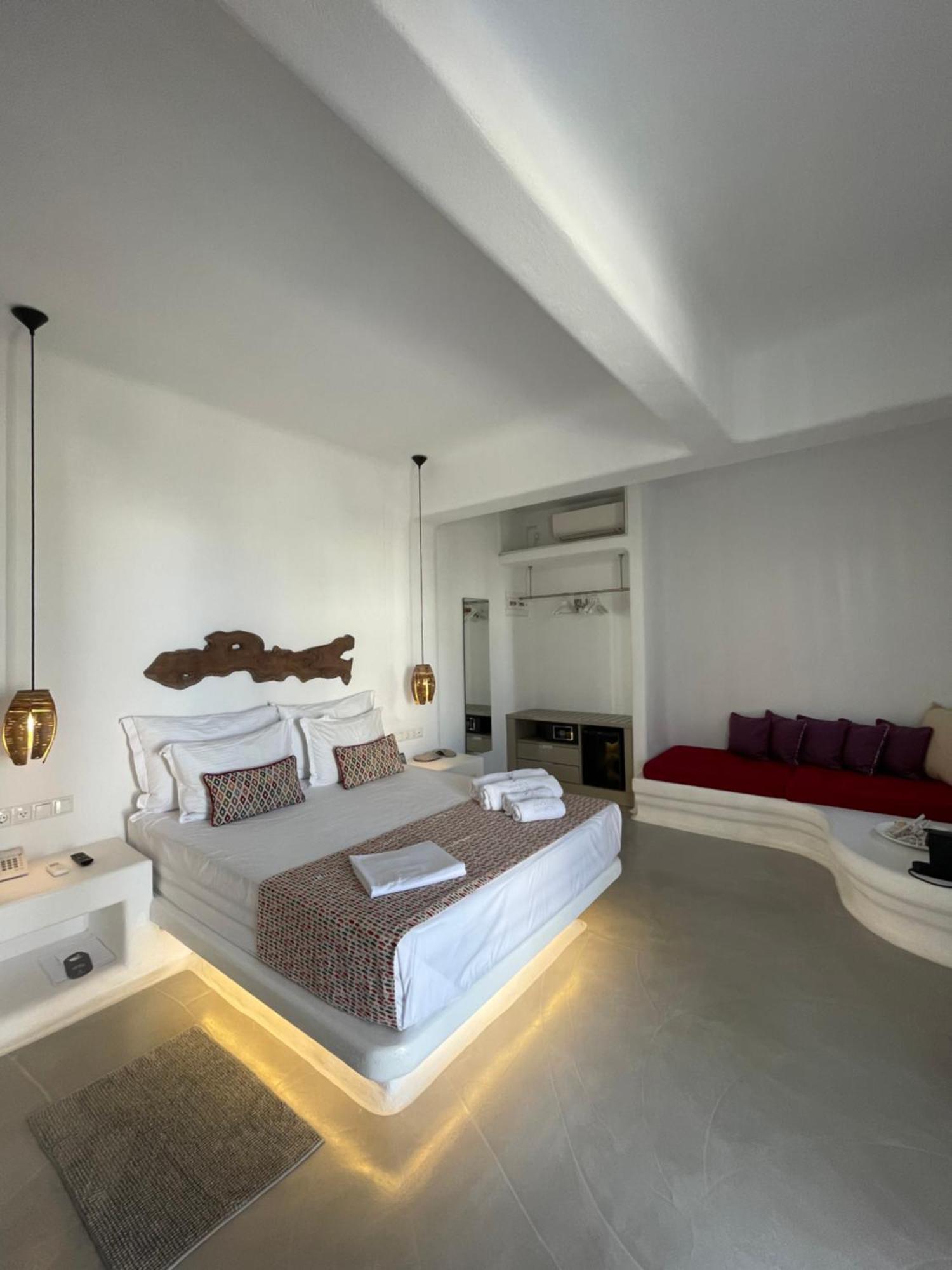 Angels Pillow Luxury Boutique Residence - Adults Only 纳乌萨 客房 照片